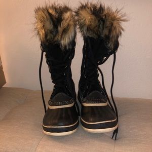 'Joan of Arctic' Waterproof Snow Boot